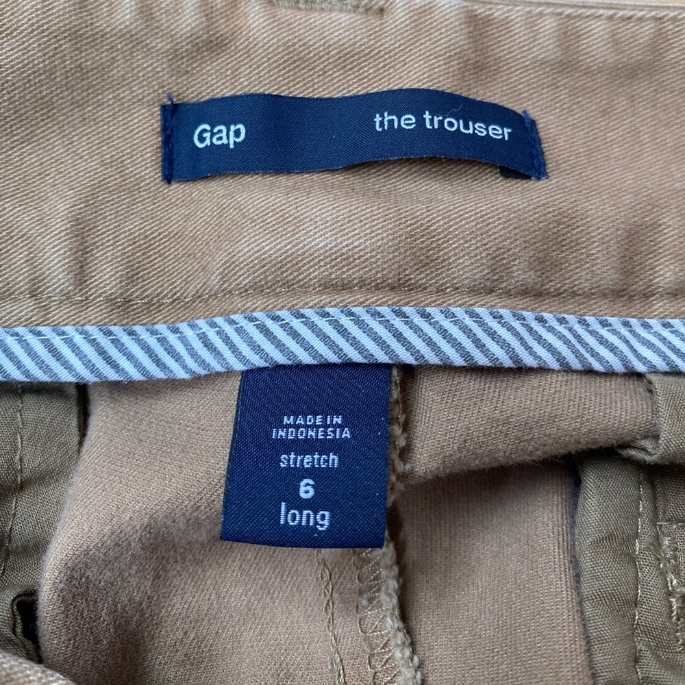 Gap khakis - Picture 3 of 3